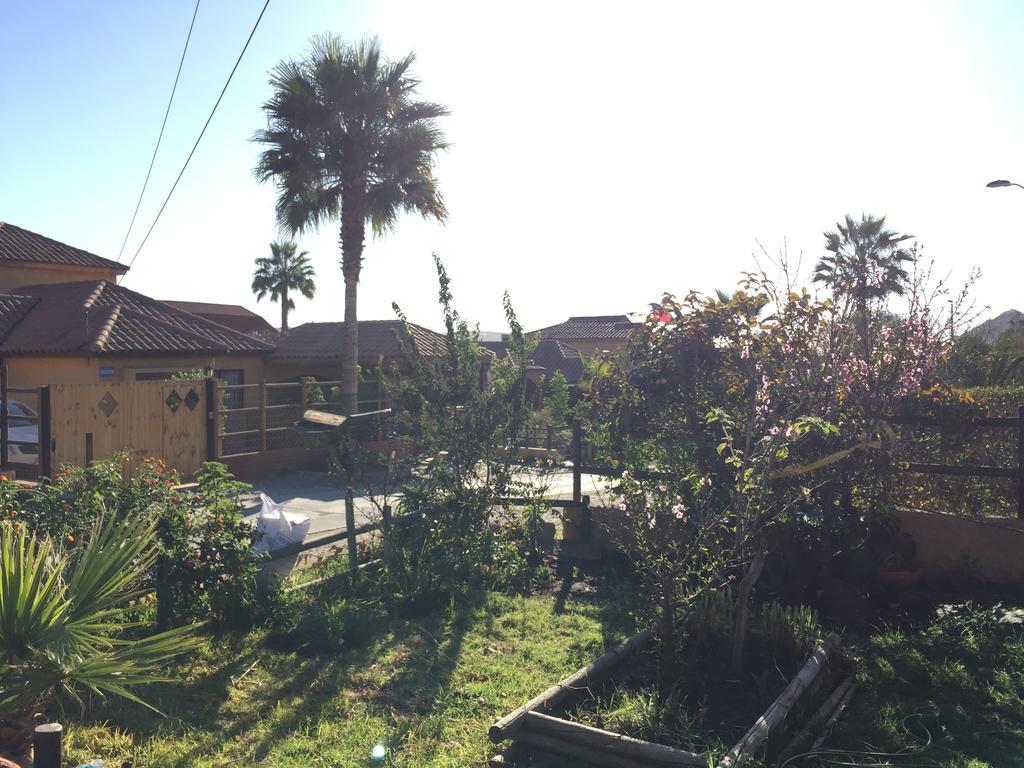 Homestay Hostal Playa Herradura *