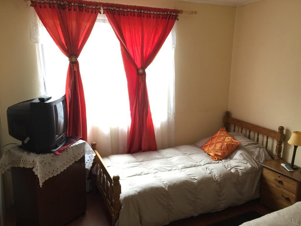 Homestay Hostal Playa Herradura *